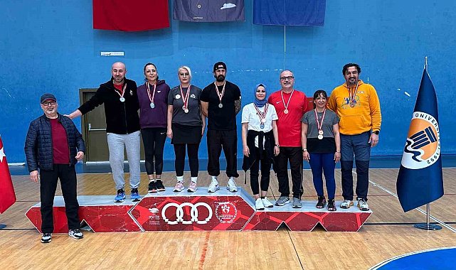 Mersin'den 3 altın 1 bronz madalyayla döndüler